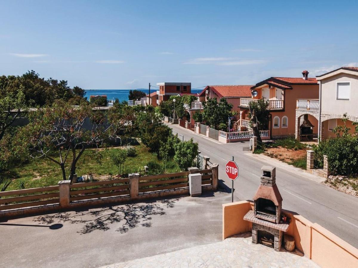 Apartments Hak Вир Экстерьер фото