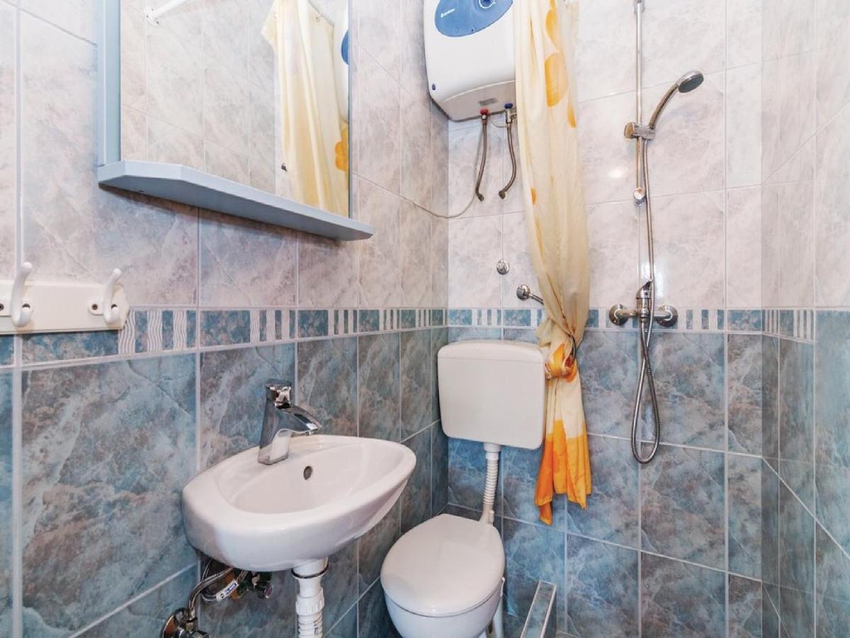Apartments Hak Вир Экстерьер фото