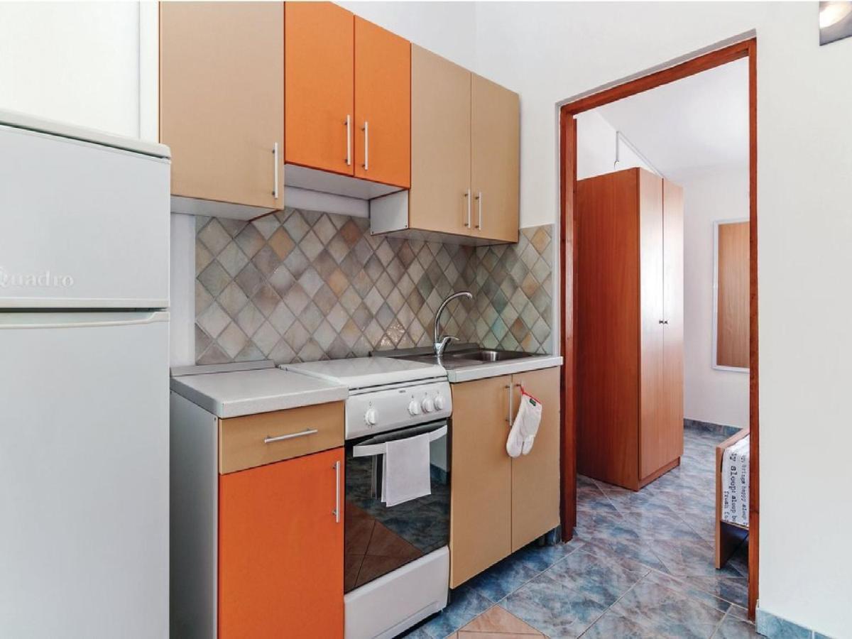 Apartments Hak Вир Экстерьер фото